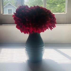 Meet your Posher, Emilie